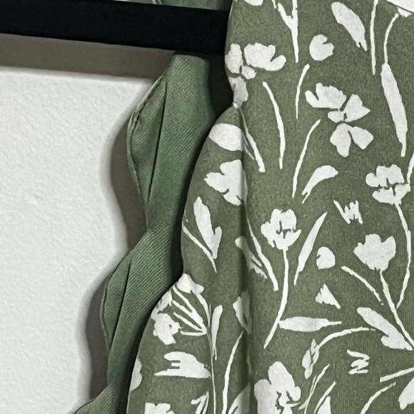 The General Good Floral Dress Sz M - Picture 2 of 8